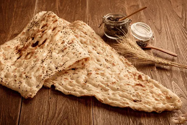  این نان لاغری را به شما هدیه می دهد | این نان منبع غنی فیبر و انواع ویتامین‌ها 