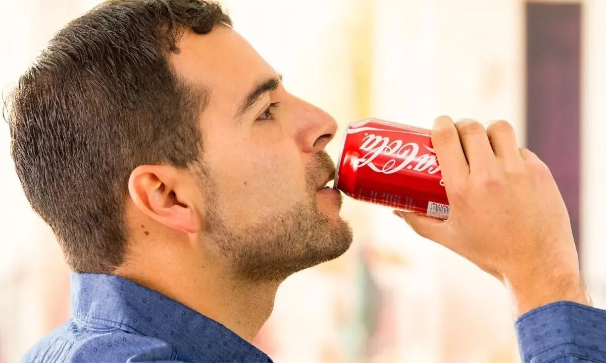 هشدار مرگبار / به این دلایل هرگز مستقیم از قوطی نوشابه نخورید