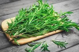 این گیاه و به گوشت اضافه کن تا از سرطان جلوگیری کنی