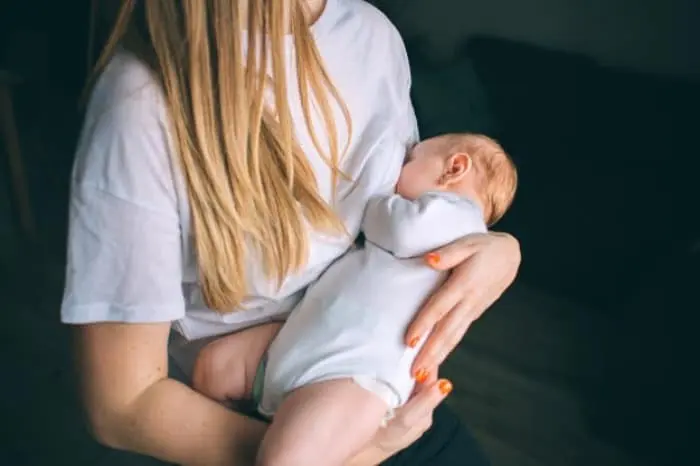 چند روش کاملا طبیعی مادرهای قدیم برای افزایش شیر بدون دارو