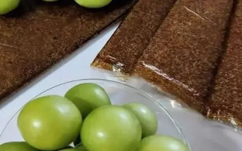  طرز تهیه لواشک گوجه سبز خونگی / تهیه لواشک گوچه سبز در نیم ساعت