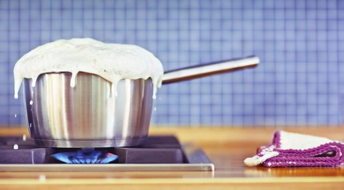 نکات خانه داری | چیکار کنیم غذا سر نره؟ ۴ ترفند کاربردی برای جلوگیری از سر رفتن غذا
