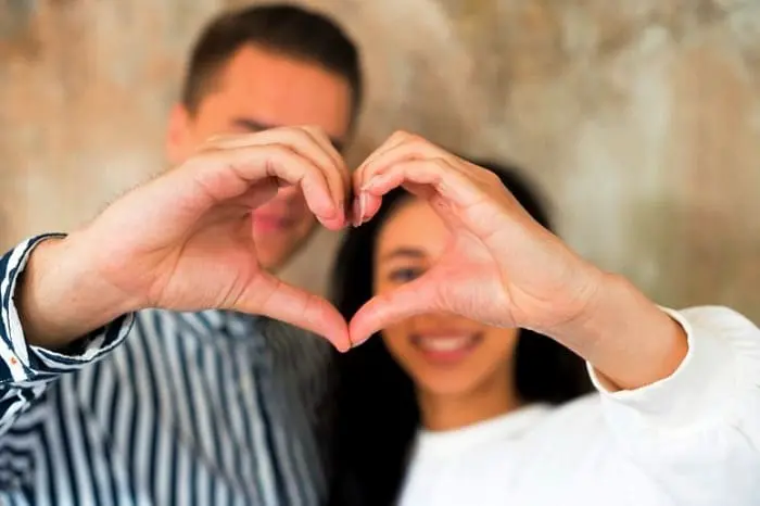 نشانه دقیق و علمی که شما واقعا عاشق شده اید | از کجا بفهمیم یه نفر عاشمون شده؟