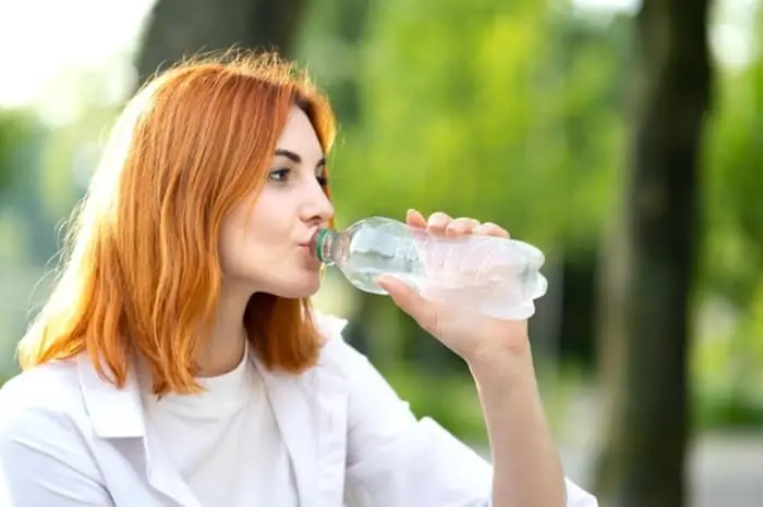 اگر خیلی بیش از حد تشنه میشی باید نگران این 7 موضوع و هشدار بدن باشی