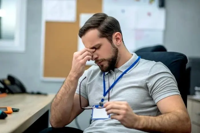 هر نوع سر درد هشدار از یک مشکل جدی در ناحیه ای از بدن را می دهد