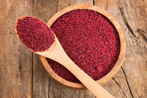 ادویه ای که شما را از هزینه های سنگین پزشکی نجات میدهد | با مصرف روزانه این ادویه از درمان و دکتر بی نیاز می شوید