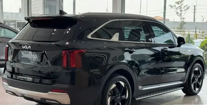 شاسی بلند لوکس کیا آماده عرضه شد | معرفی خودرو  شاسی بلند جدید کیا  با مشخصات فنی