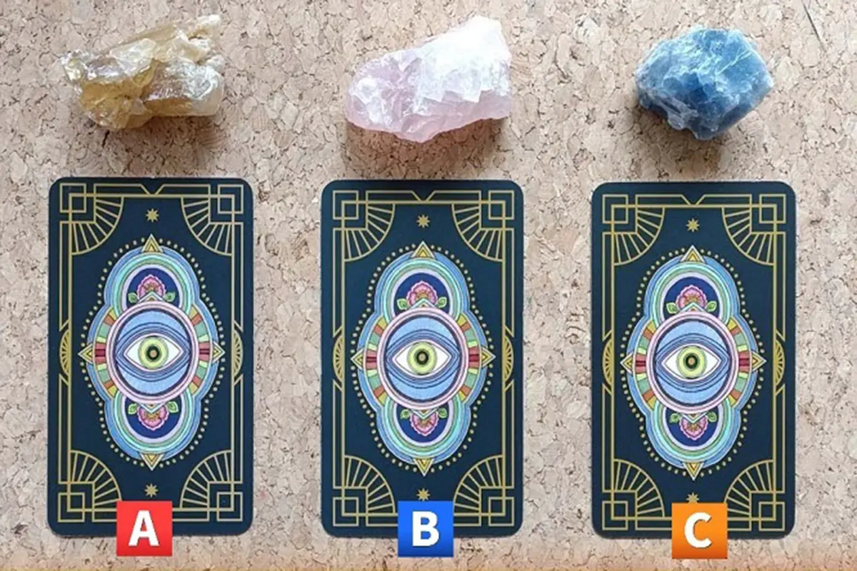 طالع بینی | یک کارت انتخاب و تا بگم قراره چه اتفاقایی برات بیفته