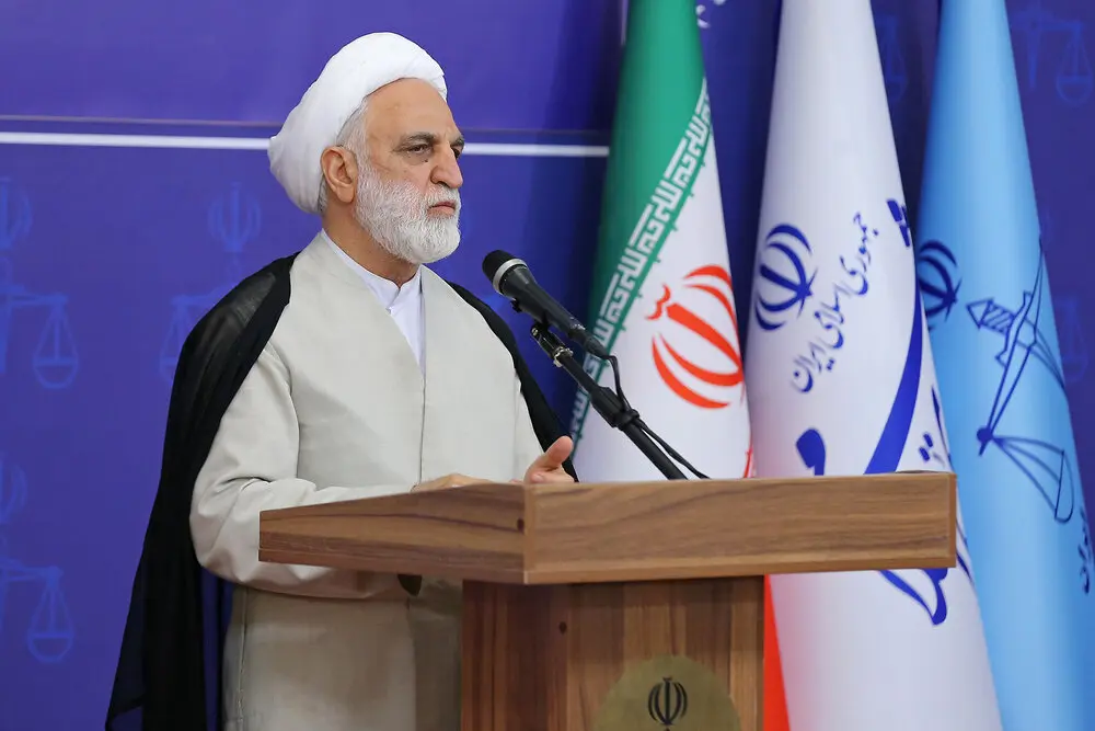 رئیس قوه قضاییه: مبارزه با فساد باید اصلاح‌گرایانه باشد
