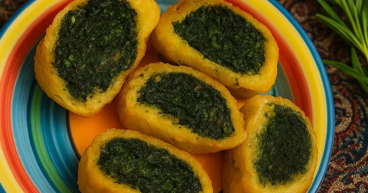 طرز تهیه کوکو سبزی رولتی بدون ترک؛ فوت‌وفن رول‌کردن و برش‌های تمیز