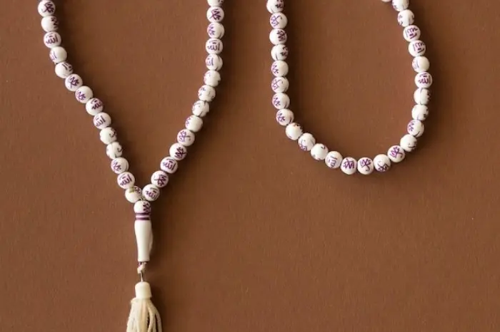 قوی ترین اسم اعظم خداوند که کمتر کسی میداند | اسم اعظم برای رسیدن به ثروت زیاد و ممکن کردن هر غیر ممکنی