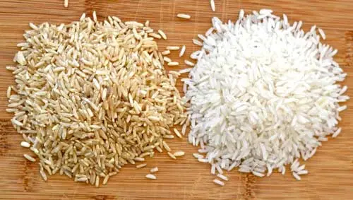 این عرق خانگی دارای پروتئین و فیبر‌ و مقادیر بالایی از ویتامین‌های گروه E و B است