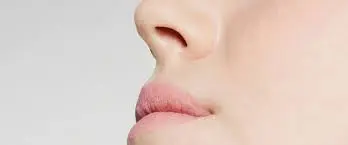  خداحافظی با موهای زائد بینی با راهکارهای آسان و موثر