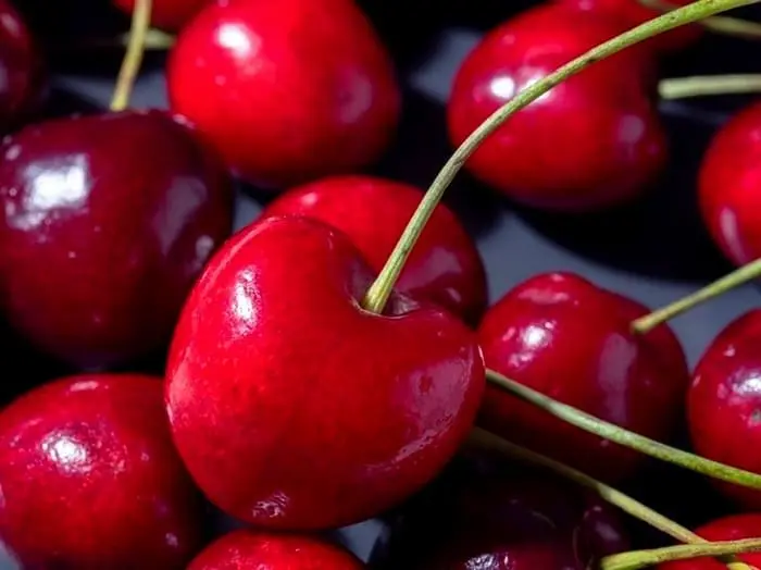 بهبود عملکرد کبد ، کلیه و مثانه و کاهش درد ماهیچه با این میوه تابستانی