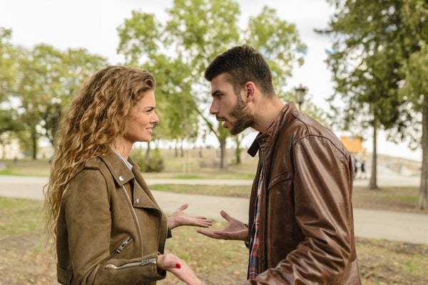 اگه همسرت شروع به گفتن این کلمات کرد بترس | این جمله ها از طرف همسرت یعنی خیانت در راهه
