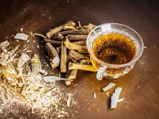 ۵ نوشیدنی طبیعی برای پاکسازی ریه‌ها | ریه های خود را 100 سال بیمه کنید