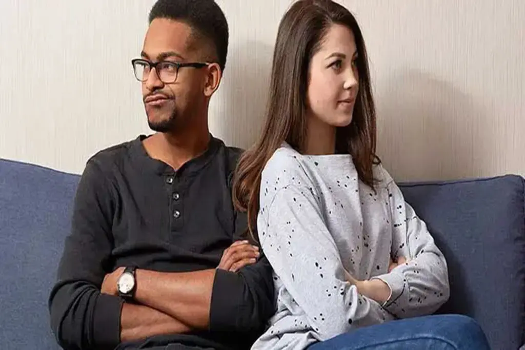 اگر این علائم را در رابطه‌تان دارید، مراقب باشید | نشانه‌هایی که خبر از پایان رابطه می‌دهند 