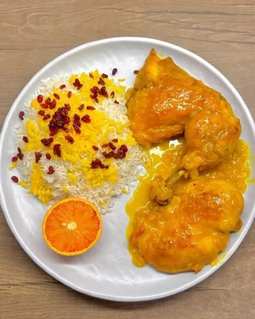 مرغ پرتقالی گیلانی؛ خوراک گرمِ شب‌ یلدا