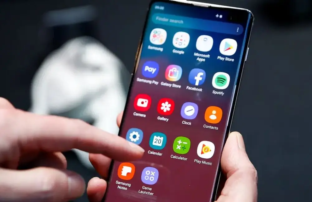 چرا گوشی زود شارژ خالی می‌کند و کند می شود؟ + راهکار