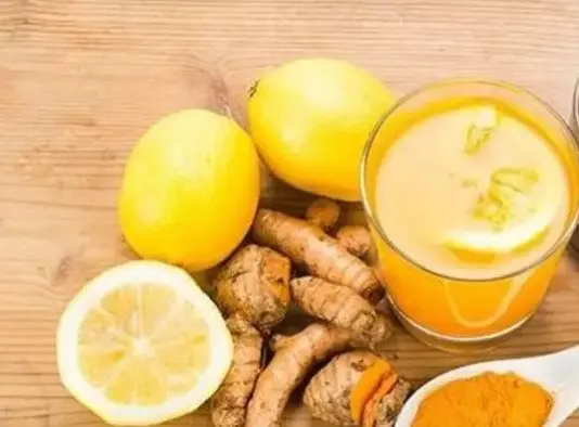 طرز تهیه چای زردچوبه برای لاغری شکم و پهلو