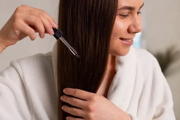 معرفی بهترین روغن برای مو بعد از حمام؛ انتخاب برتر برای درخشندگی و نرمی مو