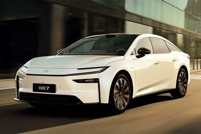 تویوتا bZ7  جدید با قیمت اقتصادی راهی بازار شد | معرفی خودرو تویوتا bZ7 با مشخصات فنی