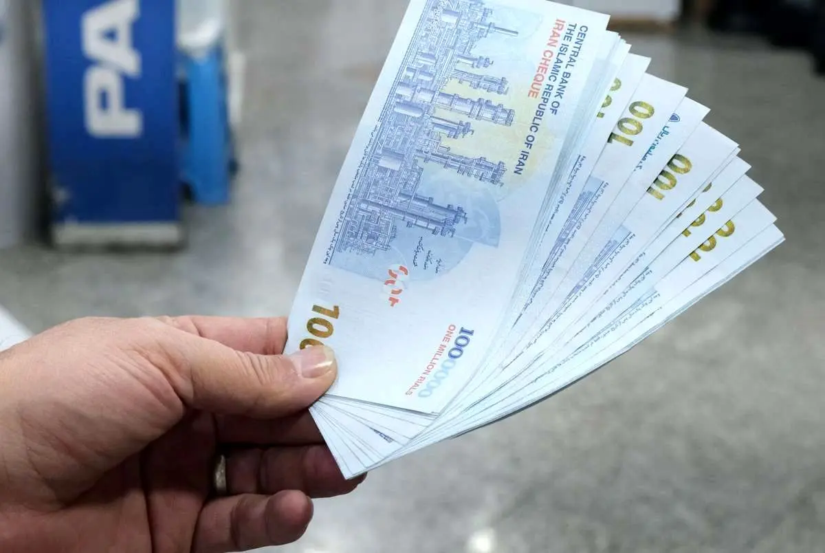 واریز یارانه معیشتی دهه فجر به اقشار کم درآمد | پرداخت یارانه جدید 2 میلیون تومانی مناسبتی دولت به ان خانوارها 