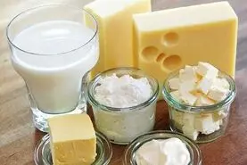  به این دلایل چربی لبنی را حتما باید درطول روز مصرف کنید