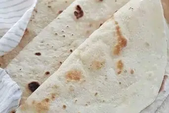 ترفند نگهداری از نان لواش بیش از 3 هفته ؛ با این روش دیگه نان بیات ندارید!