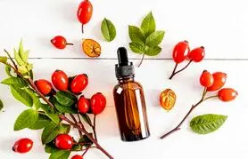 پوست ۱۰ سال جوان‌تر می‌خواهید؟ این روغن طبیعی را امتحان کنید