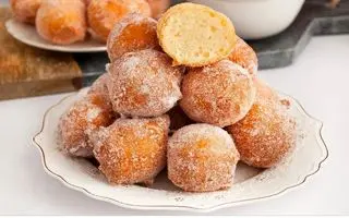 طرز تهیه بومبولونی؛ دونات خاص و خوشمزه ایتالیایی بدون فر