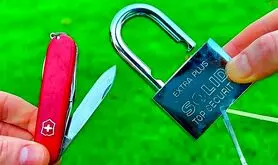 کلیدت تو خونه جا مونده؟ | نگران نباش بیا اینجا تا یادت بدن با یک ناخن گیر چطوری هر قفلی رو باز کنی + ویدیو آموزشی
