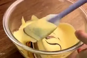 طرز تهیه رولت دو رنگ طرح‌دار مجلسی و شیک سوئیسی