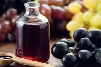 خواص باورنکردنی چند قاشق شیره انگور