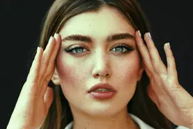 ۷ اشتباه کوچک که یک زن را شلخته نشان می‌دهد