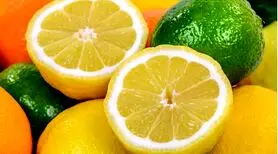 از بین بردن درد و کاهش فشار خون در شب با  گذاشتن چند قاچ لیمو کنار تخت خواب!