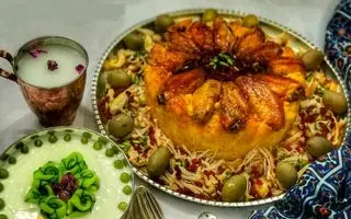 ته‌انداز مرغ با سس پستو؛ ترکیب خوشمزه آشپزی ایتالیایی با ایرانی
