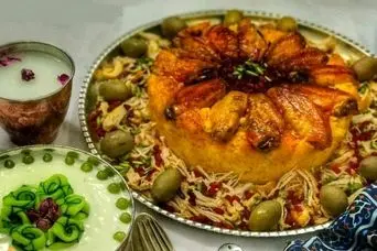 ته‌انداز مرغ با سس پستو؛ ترکیب خوشمزه آشپزی ایتالیایی با ایرانی