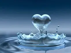 آکنه ها و لک و پیس صورتت رو با این نوشیدنی واسه همیشه تار و مار کن