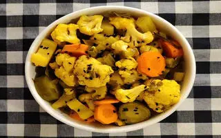 طرز تهیه ترشی هفت بیجار خونگی و خوشمزه  بدون کپک زدن