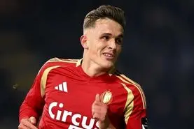 همه چیز درباره دنیس اکرات، برادرزاده آناهیتا درگاهی