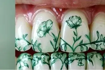 عجایب جدید مد و فشن ؛ خالکوبی روی دندان!