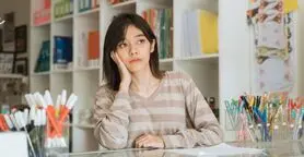 بر اساس روانشناسی 10 نشانه که نیاز به تغییر اساسی در زندگی دارید

