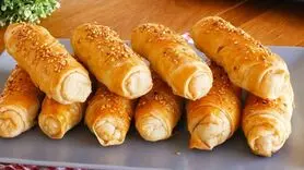 طرز تهیه بورک سیب‌زمینی رولی بدون گوشت؛ با نان لواش ترد و مغز نرم