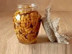 ترفند نگهداری فال گردو بدون کپک و تلخی برای مدت طولانی