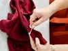 ترفند طلایی /  ۱۵ روش کاربردی برای جلوگیری از رنگ پس دادن لباس