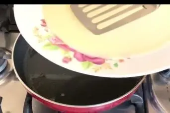 طرز تهیه شیرینی ترد و خوشمزه خانگی بدون فر در کمتر از نیم ساعت