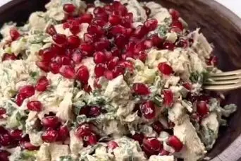 طرز تهیه سالاد انار  مجلسی ویژه شب یلدا 