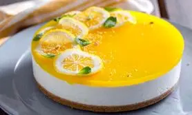 طرز تهیه چیز کیک لیمویی با عطر و طعمی فوق العاده مخصوص عصرانه پاییز