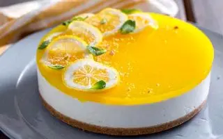 طرز تهیه چیز کیک لیمویی با عطر و طعمی فوق العاده مخصوص عصرانه پاییز